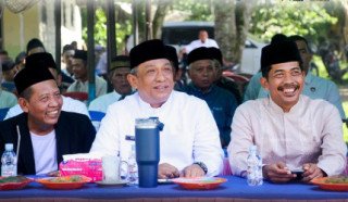 Bupati Anton Gunakan Momentum Halalbihalal Warga Pasir Luhur