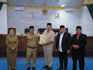 Pj Bupati Kampar Sampaikan Pidato Nota Keuangan RAPBD T.A 2024 Sebesar Rp. 2,136 T