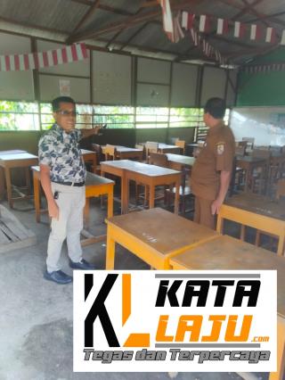 DUA PREODE BUPATI H.ZUKRI DI IBUKOTA PELALAWAN MASIH ADA SEKOLAH BERDINDING TRIPLEK
